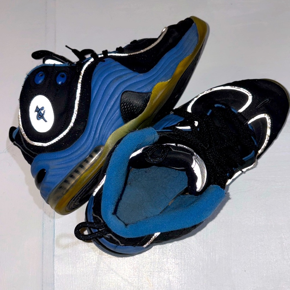 NIKE AIR PENNY II SHOES SIZE 7 USED CONDITION